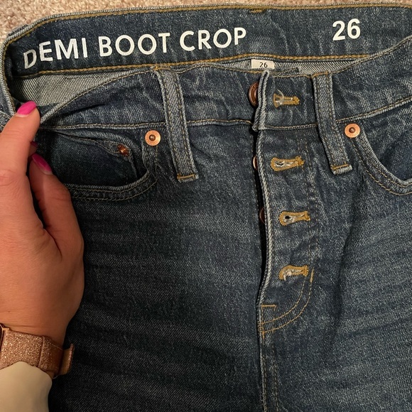 J. Crew NWT 10" demi-boot crop jean in Stone Street wash. Button fly Item BF545 - Picture 6 of 7
